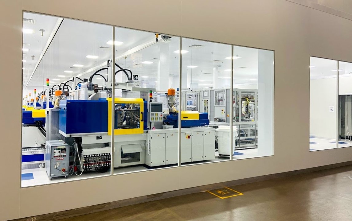 View in to Medical Devices Manufacture Cleanroom